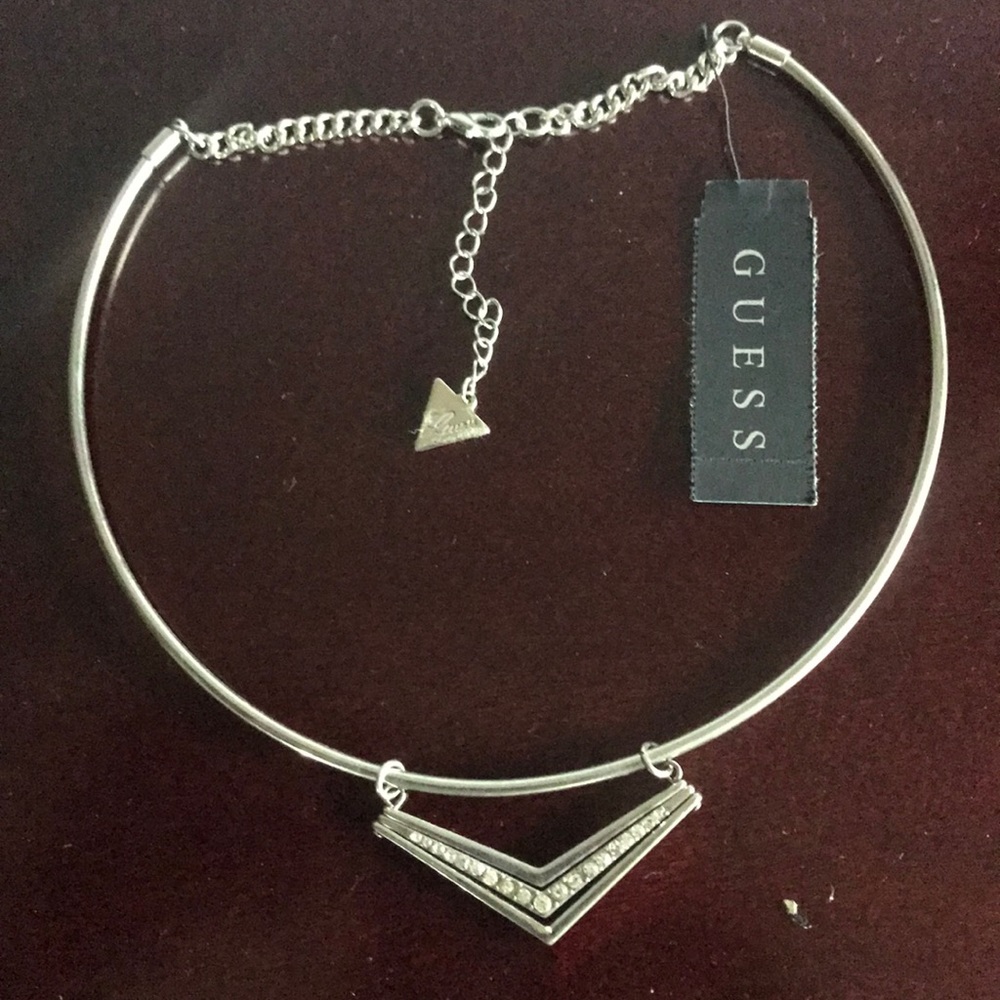 NWT Brand new Guess necklace